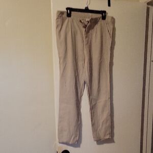 Classic Men's Khaki Chinos